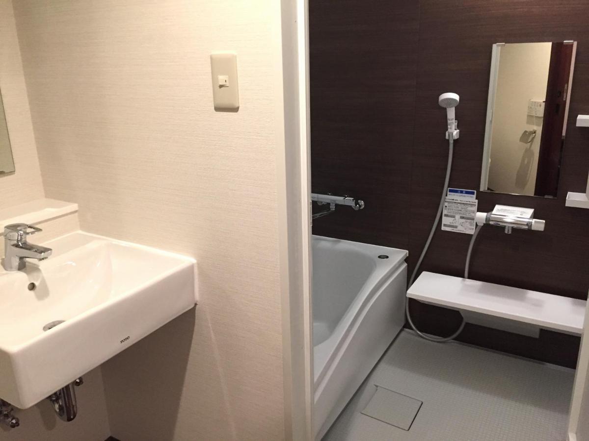 Yokohama Mandarin Hotel Bagian luar foto