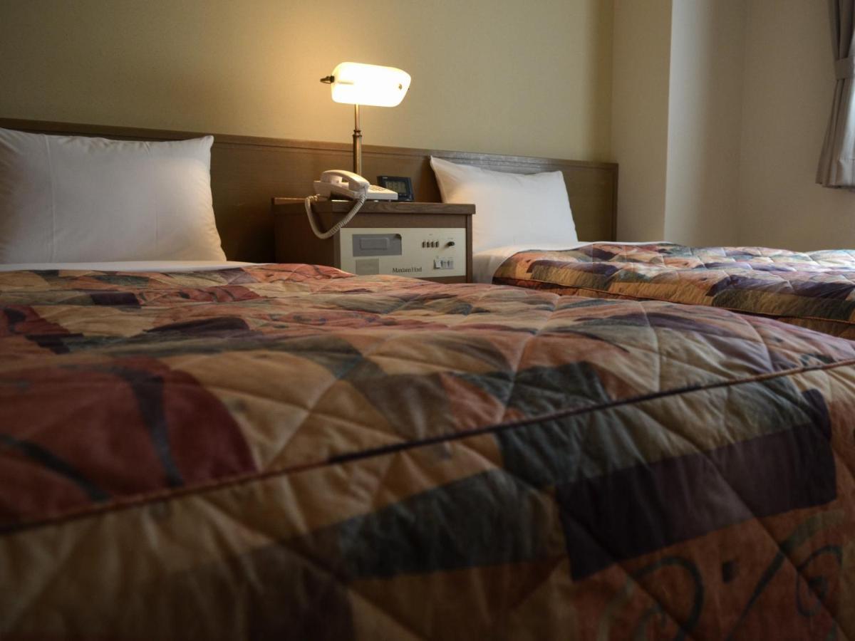 Yokohama Mandarin Hotel Bagian luar foto