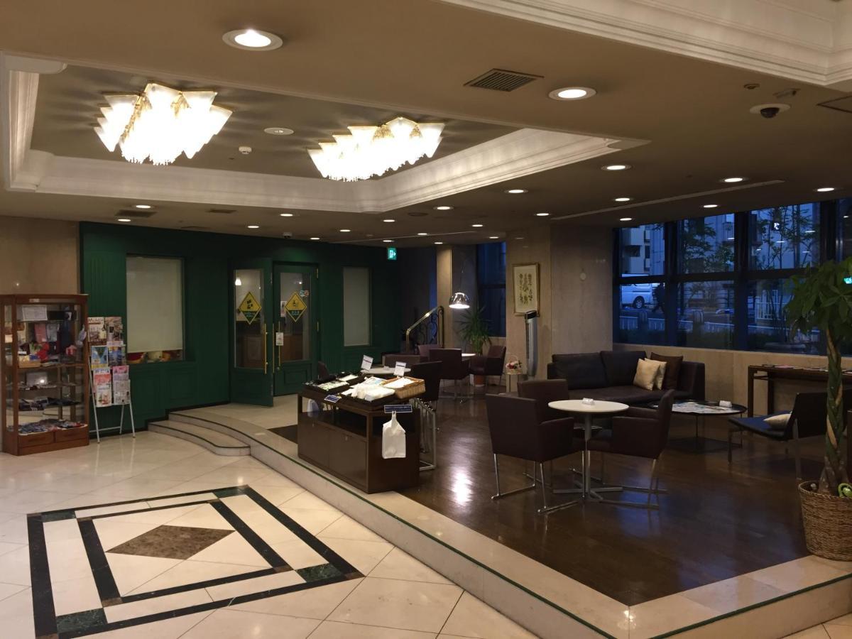 Yokohama Mandarin Hotel Bagian luar foto