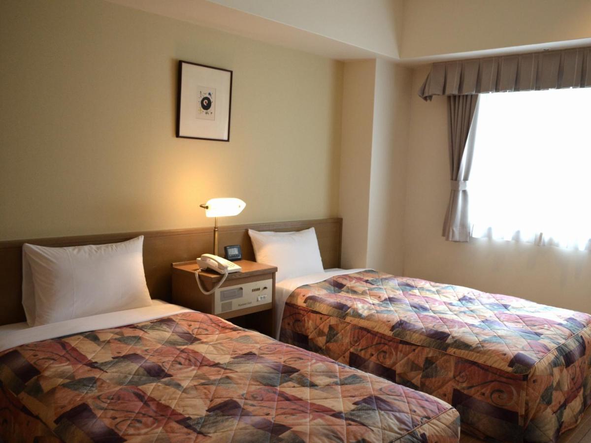 Yokohama Mandarin Hotel Bagian luar foto