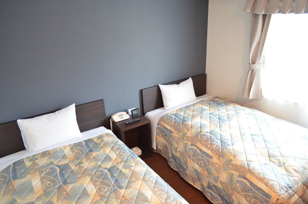 Yokohama Mandarin Hotel Bagian luar foto