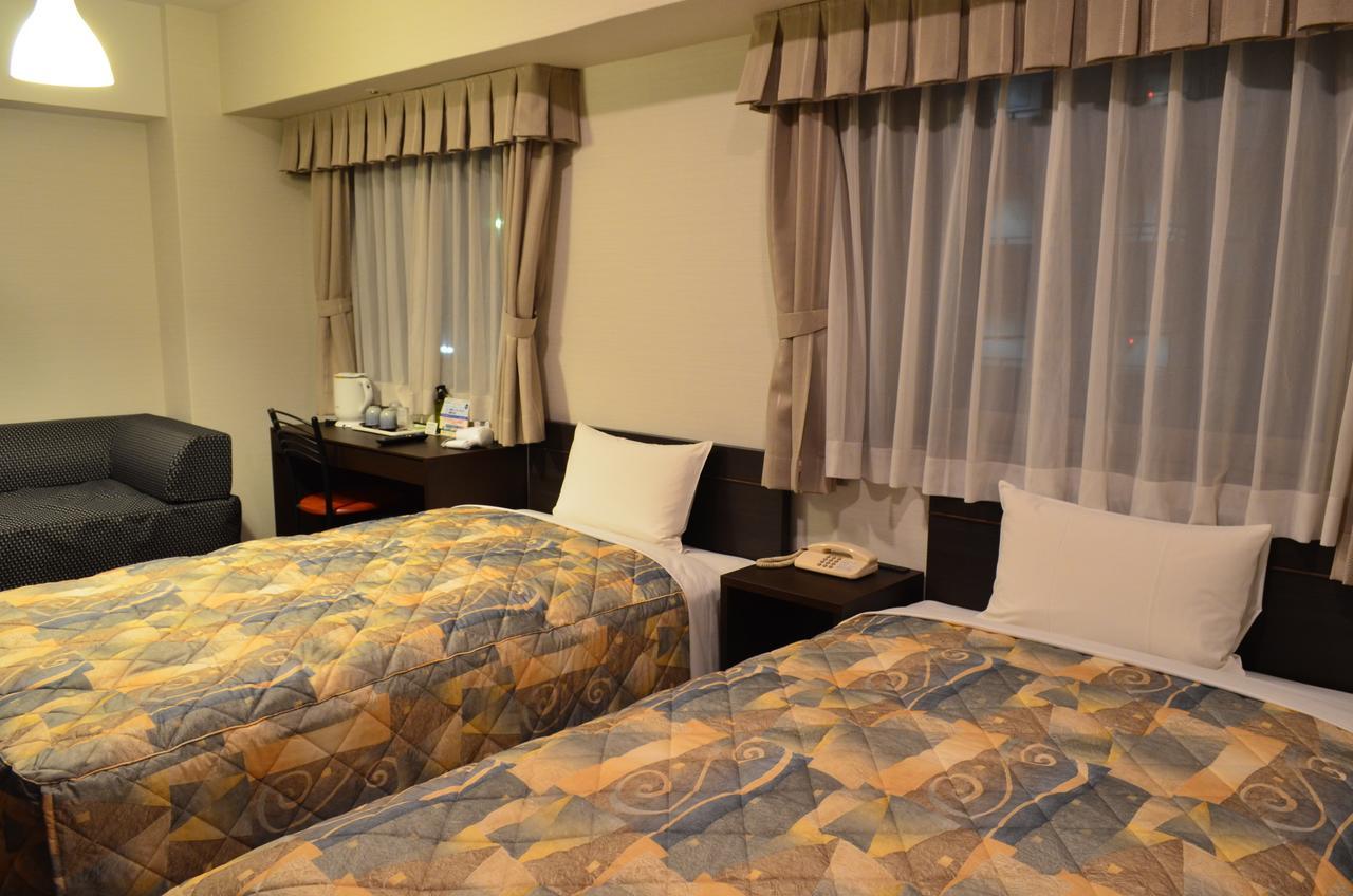 Yokohama Mandarin Hotel Bagian luar foto